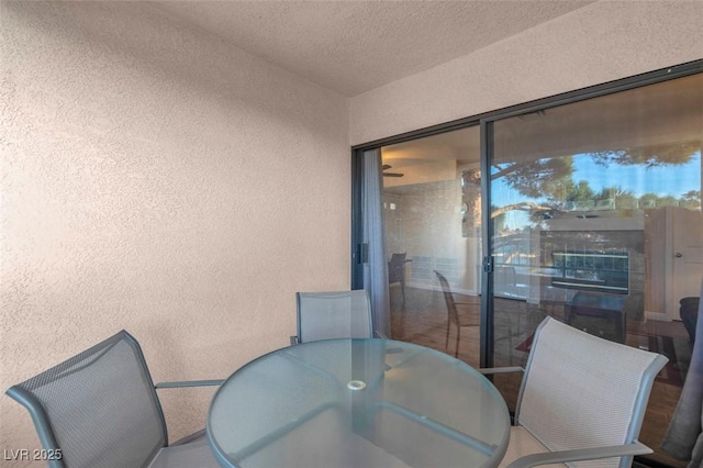 4861 S Torrey Pines Dr Unit 201, Las Vegas, NV 89103 - view of sunroom / solarium