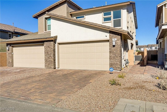 view of front facade with a garage