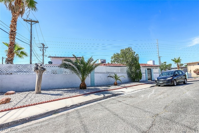 view of front of home