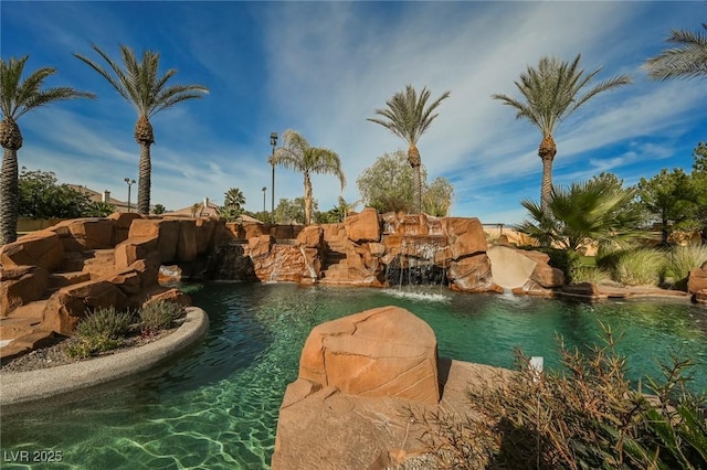 view of swimming pool