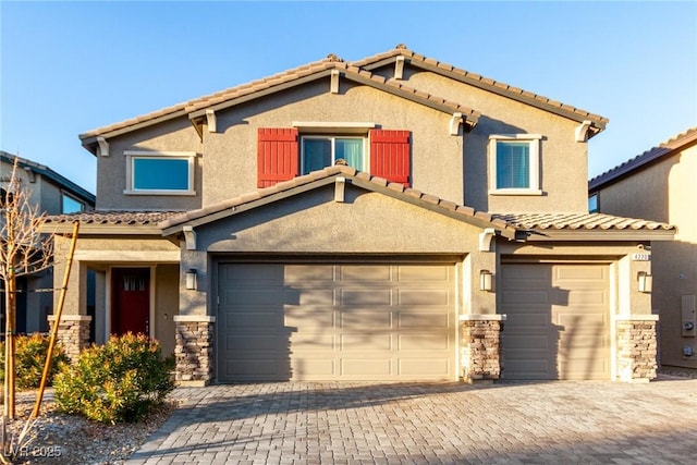 view of front facade with a garage