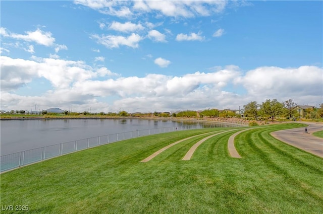 view of yard featuring a water view