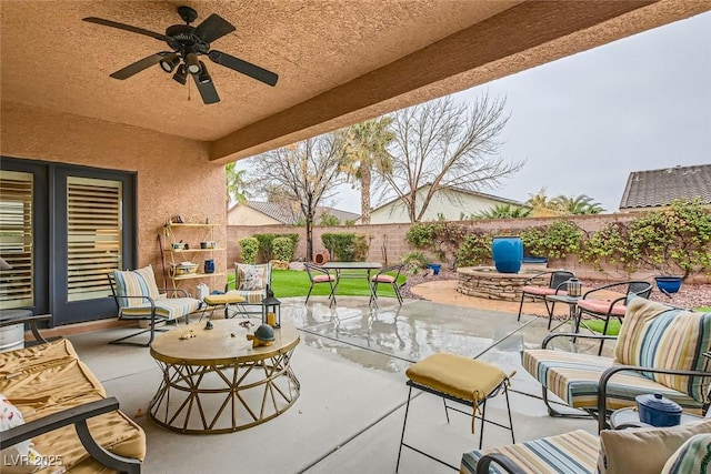 view of patio with ceiling fan