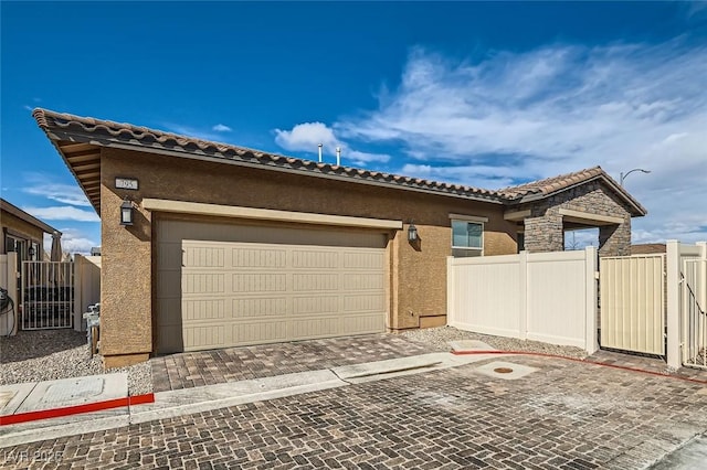 view of front facade with a garage