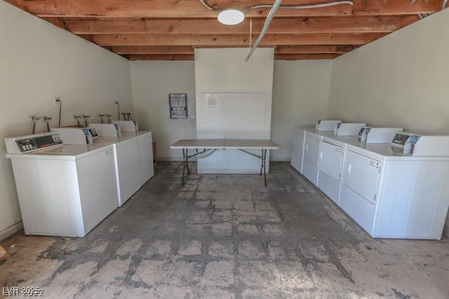 laundry room featuring independent washer and dryer