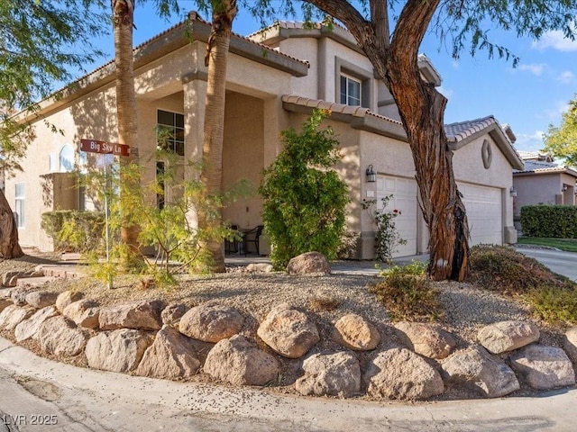 view of front of house with a garage