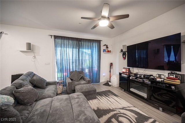 living room with ceiling fan