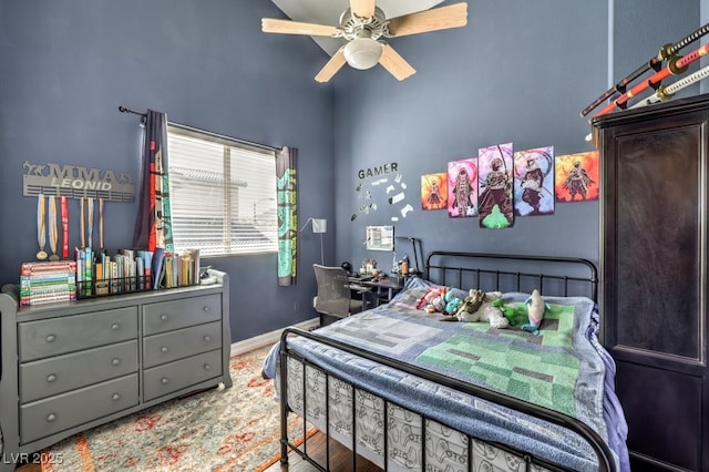 bedroom with ceiling fan