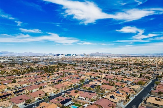 birds eye view of property featuring a residential view and a mountain view