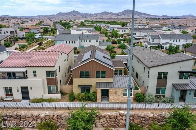 bird's eye view with a mountain view