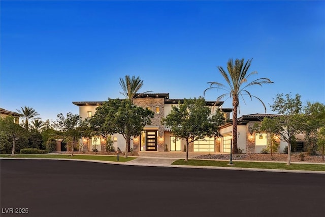 view of mediterranean / spanish-style house