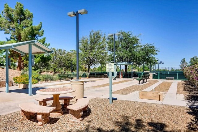 538 Cypress Gardens Pl, Henderson, NV 89012 - view of home's community with fence