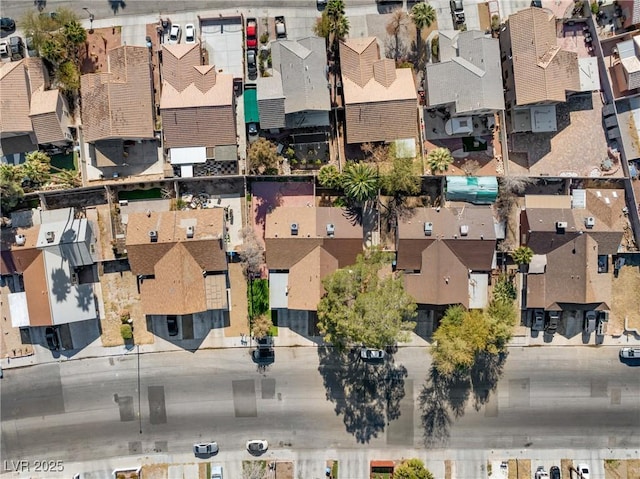 birds eye view of property featuring a residential view