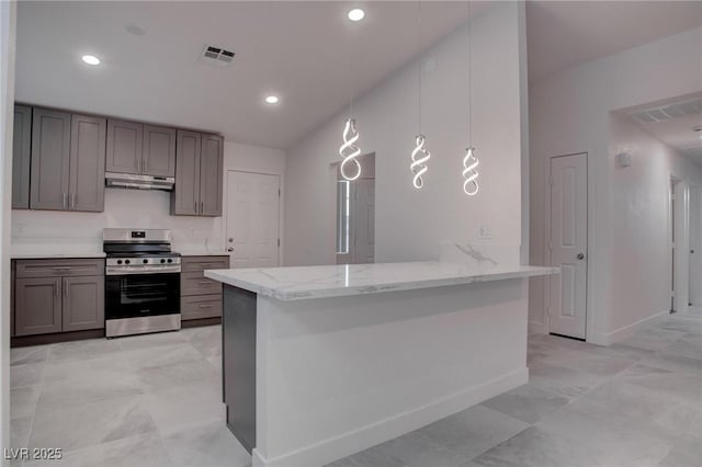 kitchen featuring decorative light fixtures, visible vents, a peninsula, under cabinet range hood, and stainless steel electric range