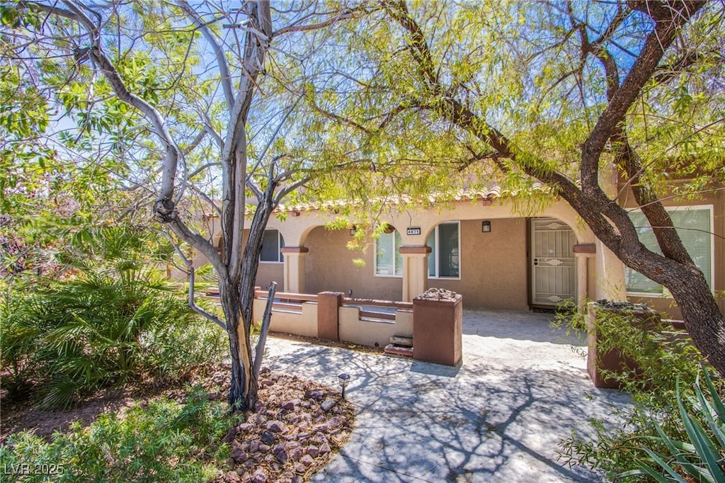 view of patio / terrace with a fenced front yard