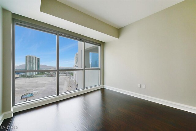 2700 Las Vegas Blvd Unit 1604, Las Vegas, NV 89109 - photo 4