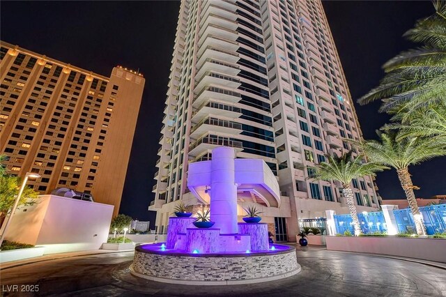 2700 Las Vegas Blvd Unit 1604, Las Vegas, NV 89109 - photo 17