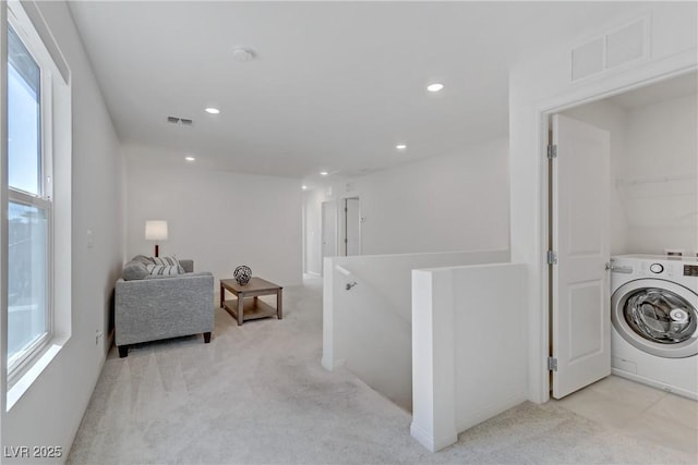 washroom with light carpet, visible vents, washer / clothes dryer, and recessed lighting