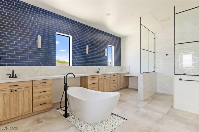 6383 Horse Dr, Las Vegas, NV 89131 - photo 27