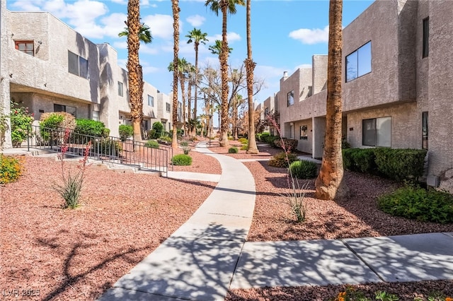 2667 Aracatuba Ave, Las Vegas, NV 89121 - view of community featuring a residential view