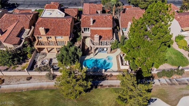 bird's eye view with a residential view