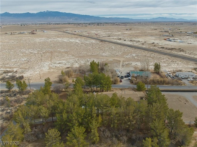 bird's eye view featuring a mountain view