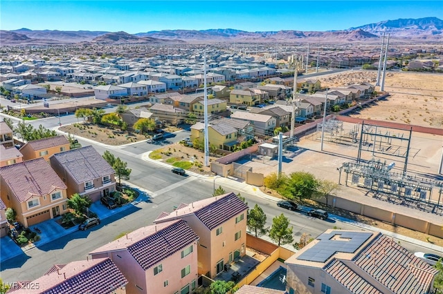 bird's eye view featuring a residential view and a mountain view