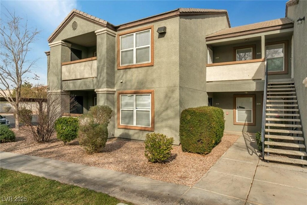 555 E Silverado Ranch Blvd Unit 2033, Las Vegas, NV 89183 - photo 1