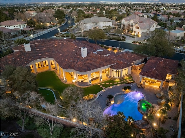 bird's eye view with a residential view