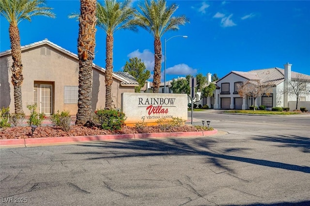 view of community / neighborhood sign