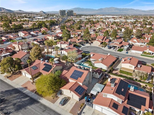 birds eye view of property featuring a residential view and a mountain view