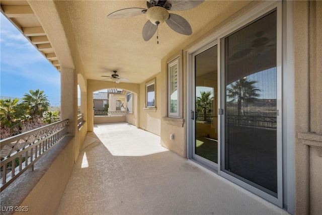 balcony with a ceiling fan