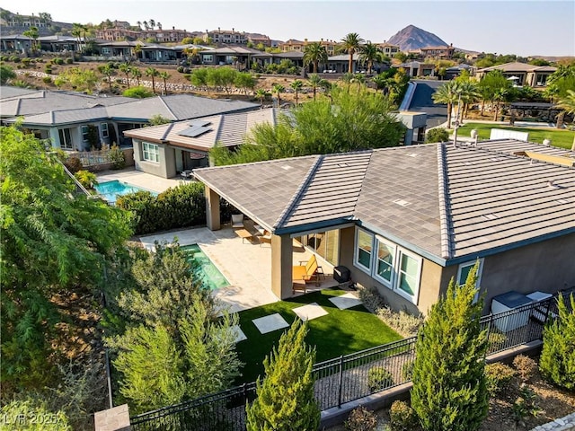 drone / aerial view with a residential view