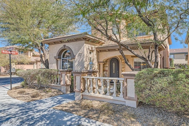 view of front facade with stucco siding