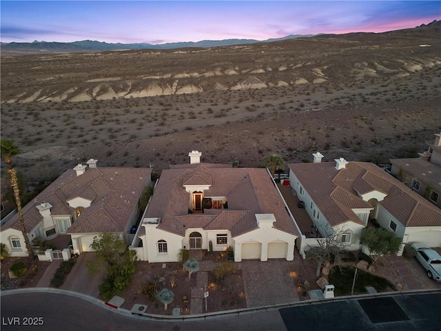 bird's eye view featuring a mountain view