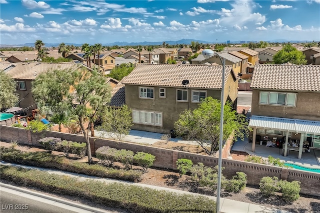 bird's eye view with a residential view