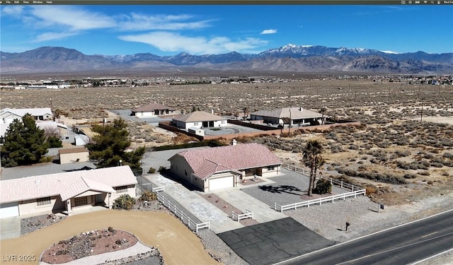 bird's eye view with a mountain view