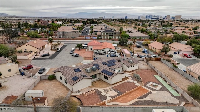 bird's eye view featuring a residential view and a mountain view