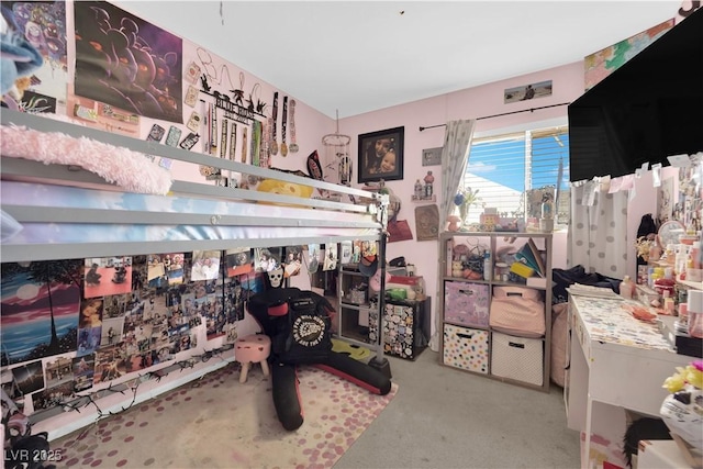 bedroom with carpet flooring