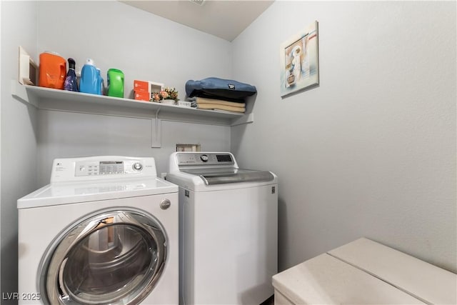 laundry room featuring laundry area and independent washer and dryer