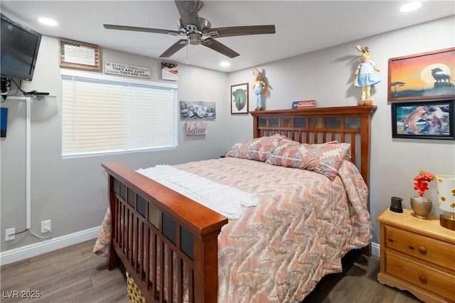 bedroom featuring baseboards, ceiling fan, wood finished floors, and recessed lighting