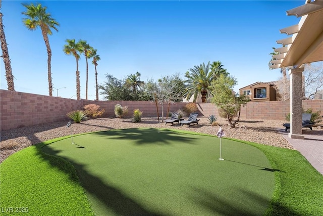 view of yard featuring a fenced backyard