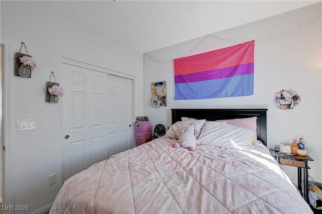 bedroom with a closet