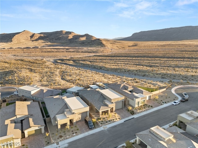 view of mountain feature with a residential view