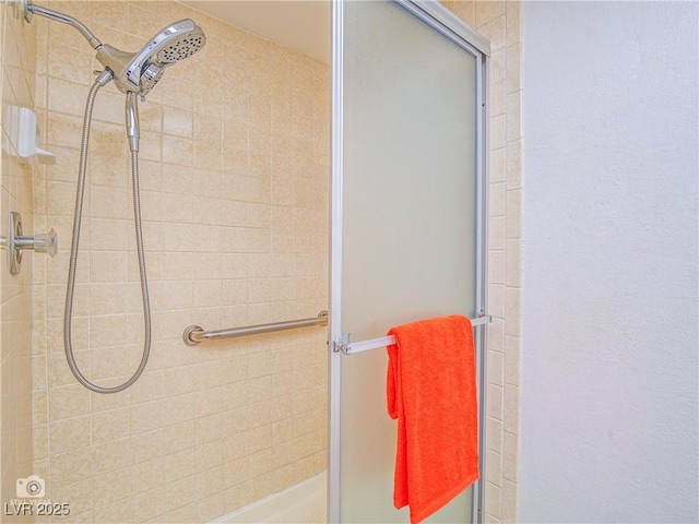 3251 Southridge Ave, Las Vegas, NV 89121 - bathroom featuring a shower stall