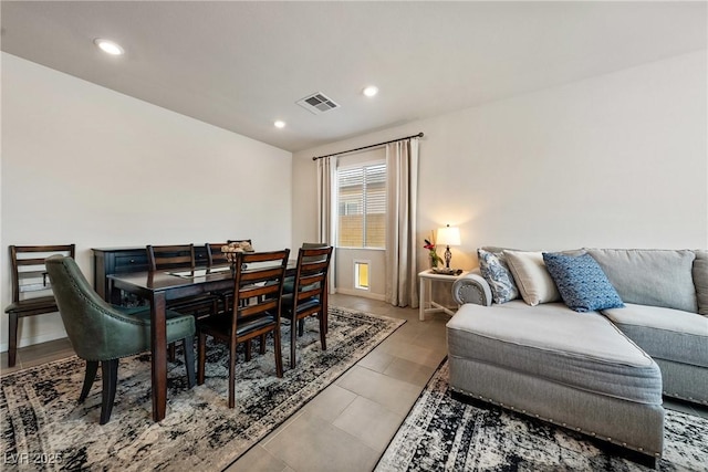 dining room featuring visible vents and recessed lighting