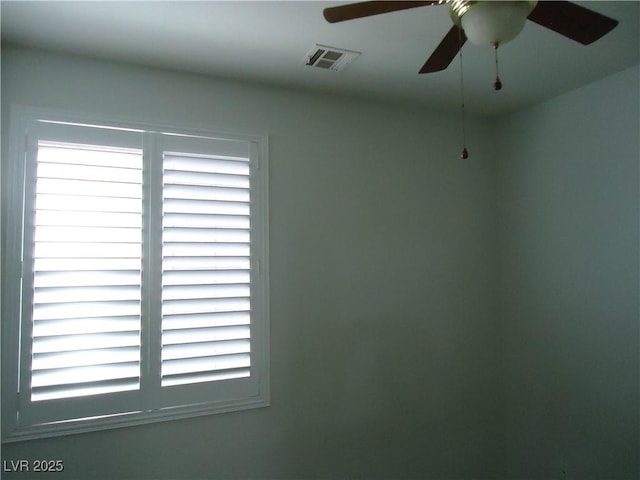 details featuring ceiling fan and visible vents