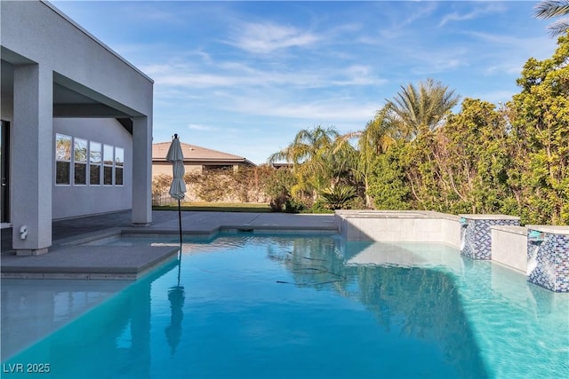 view of outdoor pool