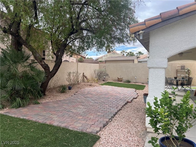 8396 Yamhill St, Las Vegas, NV 89123 - view of patio