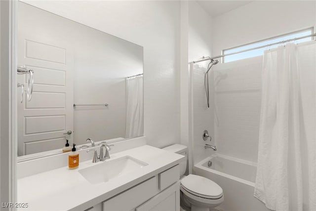 full bath featuring vanity, toilet, and shower / tub combo with curtain